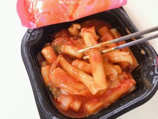 한성기업 무볼레 닭떡볶이+해물떡볶이 2종 세트 — 4.5점을 준 리뷰어가 2021년 10월 올린 사용 사진