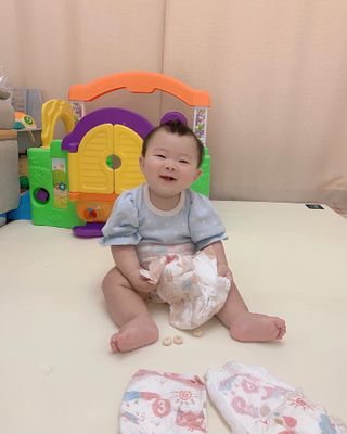 킨도 프리미엄 에어드라이v2 팬티형 기저귀 — 5점을 준 리뷰어가 2021년 6월 올린 사용 사진