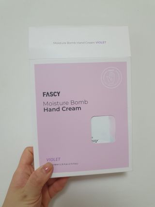 파시 FASCY 高保湿ハンドクリーム40ml+80ml セット — 5점을 준 리뷰어가 2021년 5월 올린 사용 사진