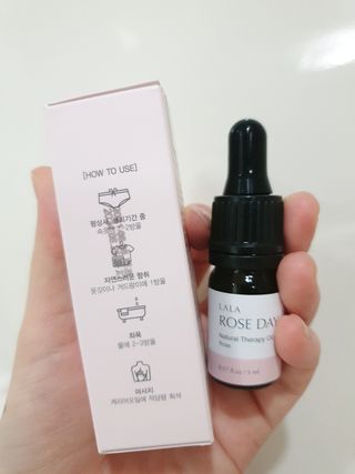 라라로즈데이 시즌2 천연 아로마오일 Y존 케어 속옷향수 이너퍼퓸 5ml  여성의 자존감을 UP시키자 — 5점을 준 리뷰어가 2021년 9월 올린 사용 사진