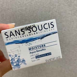 산수시 아쿠아 베네핏 24h 수부지 물광 속건조 수분크림 50ml — 5점을 준 리뷰어가 2021년 8월 올린 사용 사진