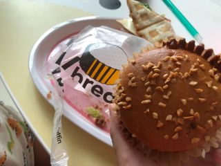 롯데제과 Vbread 포카치아식빵1개 + 미니식빵 1개 + 머핀 2개 세트 — 5점을 준 리뷰어가 2021년 9월 올린 사용 사진
