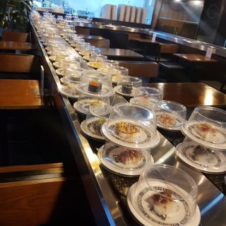 [스시오 건대점] 무한리필 회전초밥 평일 뷔페 2인 — 5점을 준 리뷰어가 2021년 2월 올린 사용 사진
