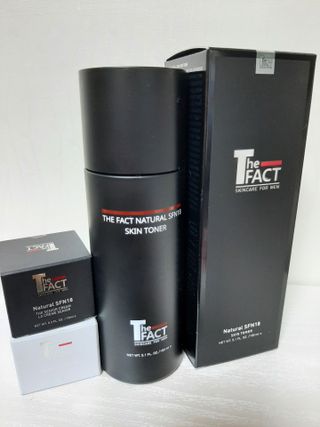 The Fact [5 IN 1] 더 팩트 내추럴 에스에프엔 에이틴 스킨토너 — 5점을 준 리뷰어가 2021년 3월 올린 사용 사진
