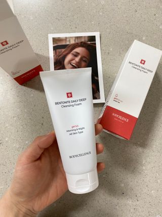 바디셀런스 벤토나이트 데일리 약산성 딥클렌징폼 120ml — 5점을 준 리뷰어가 2021년 12월 올린 사용 사진