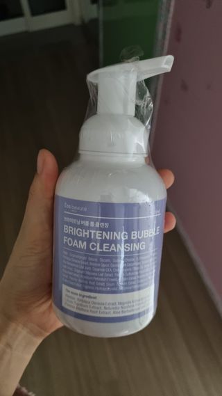 약손명가코스메틱 에오스보떼 브라이트닝 버블 폼 클렌징 300ml — 5점을 준 리뷰어가 2021년 12월 올린 사용 사진