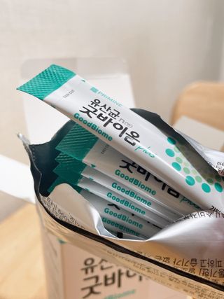 프리마인 유산균 국가지정연구소 선정, 살아있는 생유산균 200억 마리의 힘. 유산균n굿바이옴플러스 — 5점을 준 리뷰어가 2021년 10월 올린 사용 사진