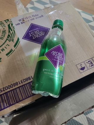 몽베스트 Montbest with Sparkling water Lime20병 — 5점을 준 리뷰어가 2022년 6월 올린 사용 사진