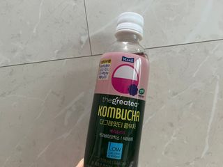 더그레잇티 콤부차 [매일유업] 더그레잇티 44kcal 콤부차 300ml *12개입 (오리지널 6개+베리리치 6개) — 5점을 준 리뷰어가 2023년 7월 올린 사용 사진