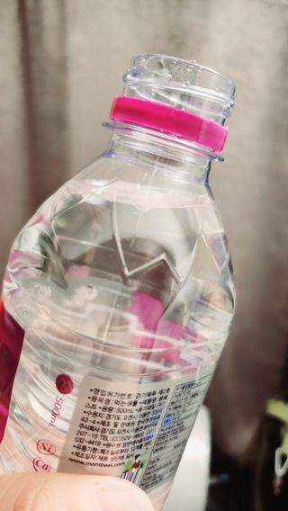 몽베스트 [MONTBEST]위드어스 500mL 20병 — 5점을 준 리뷰어가 2024년 2월 올린 사용 사진