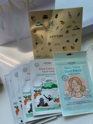 세뚜아(Cettua) 세뚜아 스티키 포어 패치 Cettua Sticky Pore Patch — 5점을 준 리뷰어가 2023년 6월 올린 사용 사진