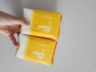 에어퀸 뉴브레스 유기농 생리대 4종 (팬티라이너 20P + 중형 10P + 대형 10P + 오버나이트 8P)_체험단 — 4.5점을 준 리뷰어가 2024년 8월 올린 사용 사진