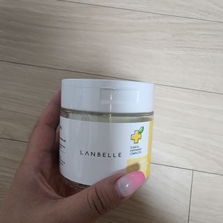 랑벨 비타 에너지 잡티 앰플 패드 65매 (투명하고 밝은 얼굴 광채패드) — 5점을 준 리뷰어가 2022년 6월 올린 사용 사진