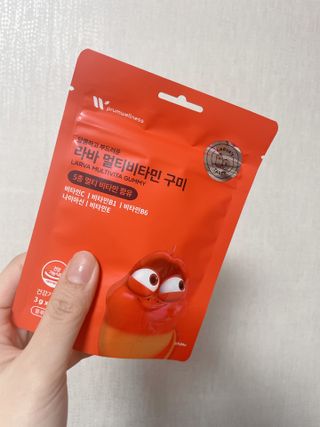[푸름웰니스] 라바 멀티비타민 구미 36g — 5점을 준 리뷰어가 2022년 1월 올린 사용 사진