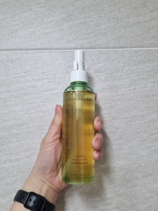 스킨큐어 산다화 순한 클렌징 동백 오일 200ml — 5점을 준 리뷰어가 2023년 4월 올린 사용 사진