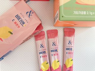 비타앤C 레몬맛, 망고맛 — 5점을 준 리뷰어가 2021년 4월 올린 사용 사진