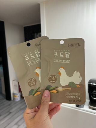 도그퓨어 푸드닭 강아지 닭고기 통살 애견간식 오리지널/차전자피/초록입홍합 — 5점을 준 리뷰어가 2021년 11월 올린 사용 사진