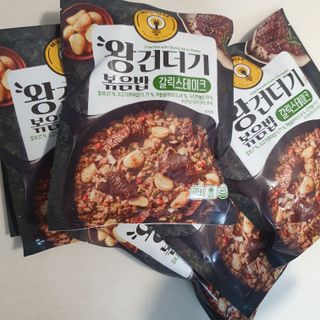 한성기업 무볼레 왕건더기 볶음밥 갈릭스테이크 — 5점을 준 리뷰어가 2021년 10월 올린 사용 사진