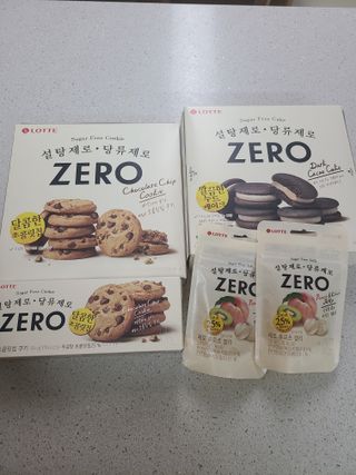 ZERO (초콜릿 칩 쿠키, 카카오 케이크, 후르츠 젤리, 아이스 콜라, 아이스 초코바) — 5점을 준 리뷰어가 2022년 6월 올린 사용 사진