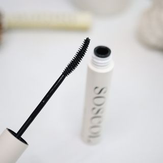 더소설 소설 블랙아이래쉬 세럼 10g(SOSEOL BLACK EYELASH SERUM 10g) — 5점을 준 리뷰어가 2023년 12월 올린 사용 사진