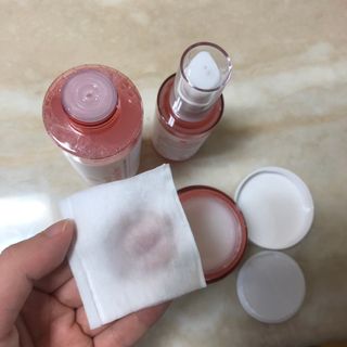 아이앤립 / EYENLIP 아이앤립 연어오일 리바이탈라이징 토너+앰플+크림 3종 세트 — 4.5점을 준 리뷰어가 2021년 5월 올린 사용 사진
