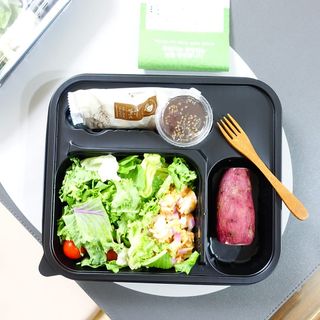 참살이도시락 작심삼일 샐러드도시락 3개 맛보기 새벽배송 또는 택배배송 — 5점을 준 리뷰어가 2021년 8월 올린 사용 사진