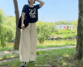 더그린랩 WOMEN SPORTY 22 CROP SHORT SLEEVE — 5점을 준 리뷰어가 2023년 6월 올린 사용 사진