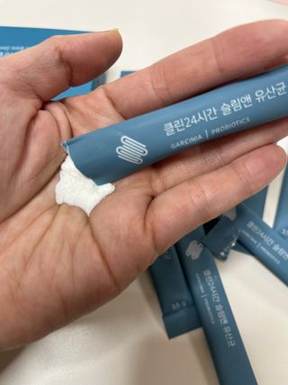 클린24시간 슬림앤유산균 1박스 (3.5g X 15포) — 4.5점을 준 리뷰어가 2022년 12월 올린 사용 사진