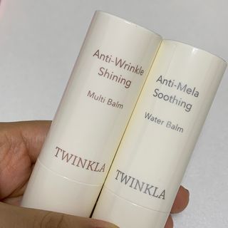 [트윙클라] 안티멜라 수딩 워터밤+안티링클 샤이닝 멀티밤 — 4점을 준 리뷰어가 2022년 8월 올린 사용 사진