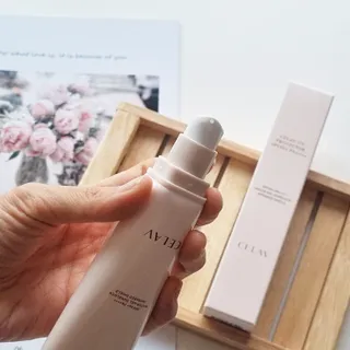 프리마인 선크림만 바꿨을 뿐인데 매일 물 2L챙겨먹고 기초케어 완벽하게 한 물빛피부 완성,셀라브UV프로텍터 — 5점을 준 리뷰어가 2023년 8월 올린 사용 사진