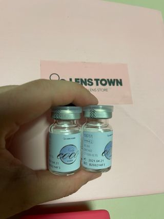 [렌즈타운] 누디코코 — 5점을 준 리뷰어가 2021년 8월 올린 사용 사진
