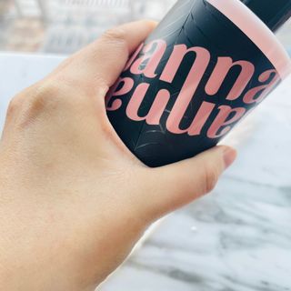 난나 살몬 스파이더 검버섯 미백 톤업 화이트닝 연어 앰플 크림 300ml 대용량 — 5점을 준 리뷰어가 2022년 11월 올린 사용 사진