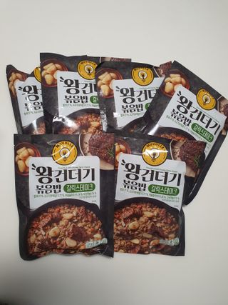 한성기업 무볼레 왕건더기 볶음밥 갈릭스테이크 — 5점을 준 리뷰어가 2021년 10월 올린 사용 사진