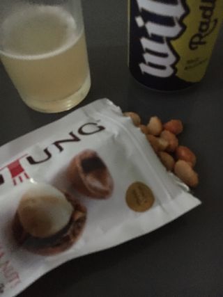 도이퉁 마카다미아 넛 90g  로얄 마카넛 오리지널 쏠트 허니 — 5점을 준 리뷰어가 2021년 9월 올린 사용 사진
