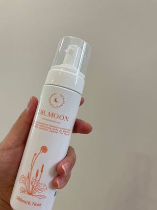 MF프리 [닥터문] 유산균 락토케어 질경초 여성청결제 200ml (폼타입) — 5점을 준 리뷰어가 2022년 6월 올린 사용 사진