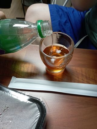 몽베스트 Montbest with Sparkling water Plain 20병 — 5점을 준 리뷰어가 2023년 3월 올린 사용 사진
