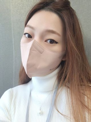 애니가드 셋업메베마스크 (대형 4컬러 + 중형 4컬러) — 5점을 준 리뷰어가 2022년 4월 올린 사용 사진