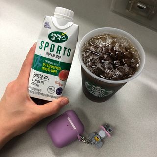 셀렉스스포츠 셀렉스 스포츠 웨이 프로틴 복숭아_ 330ml x 12팩 — 5점을 준 리뷰어가 2021년 4월 올린 사용 사진