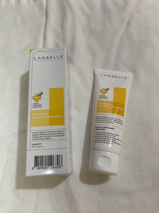 랑벨 비타 에너지 잡티 크림 75ml (피부 속 기미완화크림) — 4.5점을 준 리뷰어가 2022년 6월 올린 사용 사진