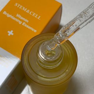 체르엠 스템앤셀 비타민 브라이트닝 에센스 30ml 1개 — 4점을 준 리뷰어가 2022년 3월 올린 사용 사진