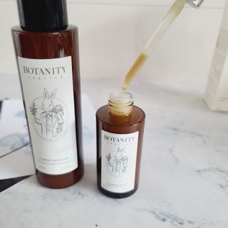 [패키지리뉴얼]보타니티 진정 결케어 플라본 부스터 210ml / 플라본 세럼 50m — 5점을 준 리뷰어가 2022년 5월 올린 사용 사진