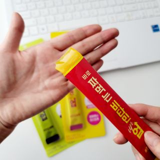 아임오 편의점 신상 타파, 바로 짜먹는 3종 _ 에너지업X2ea, 비타민업X2ea, 허니앤업X2ea — 5점을 준 리뷰어가 2021년 11월 올린 사용 사진