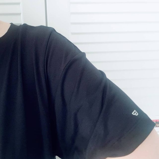 밸롭 시그니처 커버업 롱티셔츠 리뷰 사진