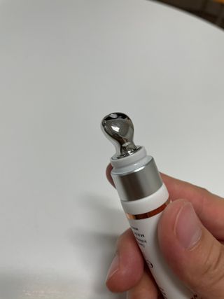 산수시 일루미네이팅 펄 영양 다크서클 스틱 아이 크림 케어 15ml — 5점을 준 리뷰어가 2021년 6월 올린 사용 사진