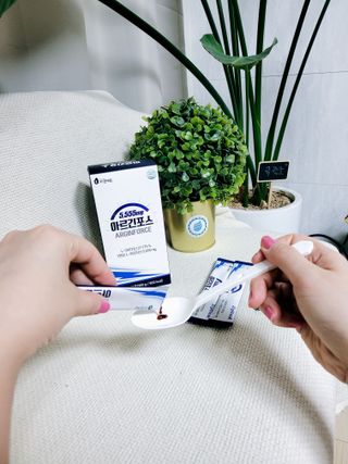 자연에온 아르긴포스 L-아르기닌 5555mg 스틱 15개입 1박스 — 5점을 준 리뷰어가 2022년 1월 올린 사용 사진