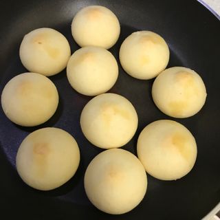 한성기업 베이크볼 치즈몽땅 300g x 2봉 — 5점을 준 리뷰어가 2021년 9월 올린 사용 사진