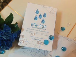 Dr.느루벗 느루벗 EGF FGF 스킨 리커버리 마스크 10장 — 5점을 준 리뷰어가 2021년 5월 올린 사용 사진