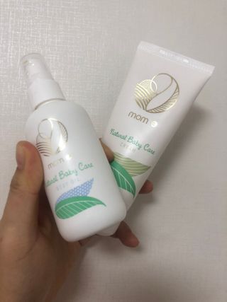 mom e 맘이 내추럴 베이비 케어 크림+바디오일 — 5점을 준 리뷰어가 2021년 1월 올린 사용 사진