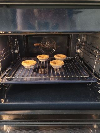 디앙뜨 포르투갈 에그타르트 오리지널 맛+패션후르츠 맛 중 택1 — 4점을 준 리뷰어가 2021년 7월 올린 사용 사진