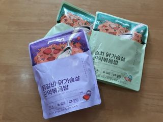 [푸딩팩토리] 요잇조잇 닭갈비 닭가슴살/김치 닭가슴살 곤약볶음밥 2종 (김치볶음밥 2개 닭갈비 볶음밥 1개) — 3.5점을 준 리뷰어가 2022년 7월 올린 사용 사진